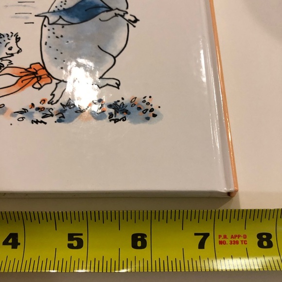 Pig and The Blue Flag Japanese Children’s Book こぶたのプーと青いはた - Picture 14 of 15